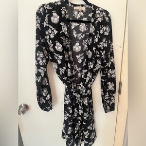 Gorgeous black and white Loft wrap dress size 10